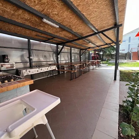 Radel House 科斯蒂内什蒂