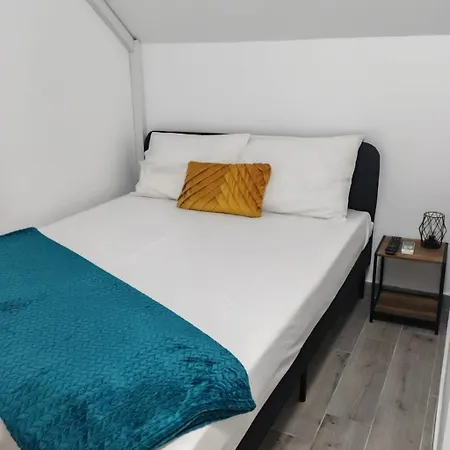 بيت ضيافة Radel House كوستِنيست