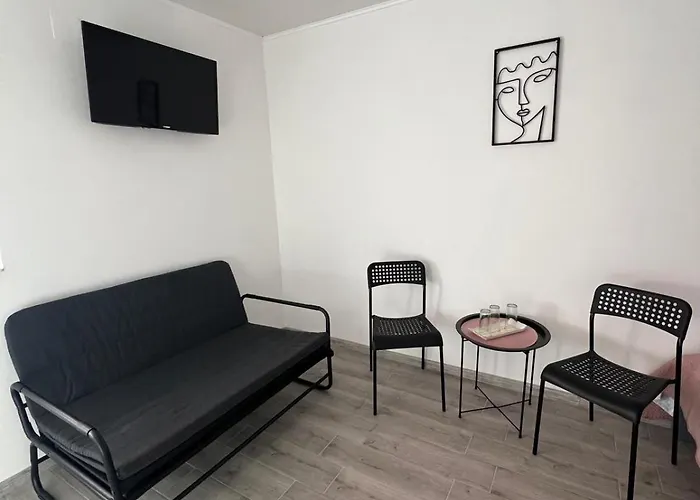 Radel House كوستِنيست