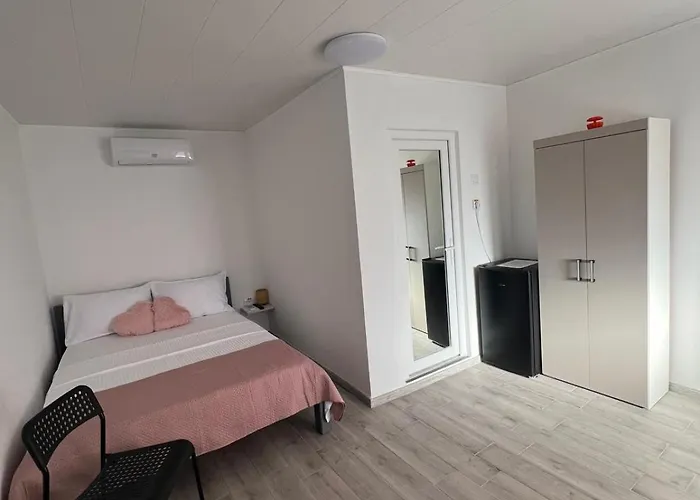 بيت ضيافة Radel House كوستِنيست